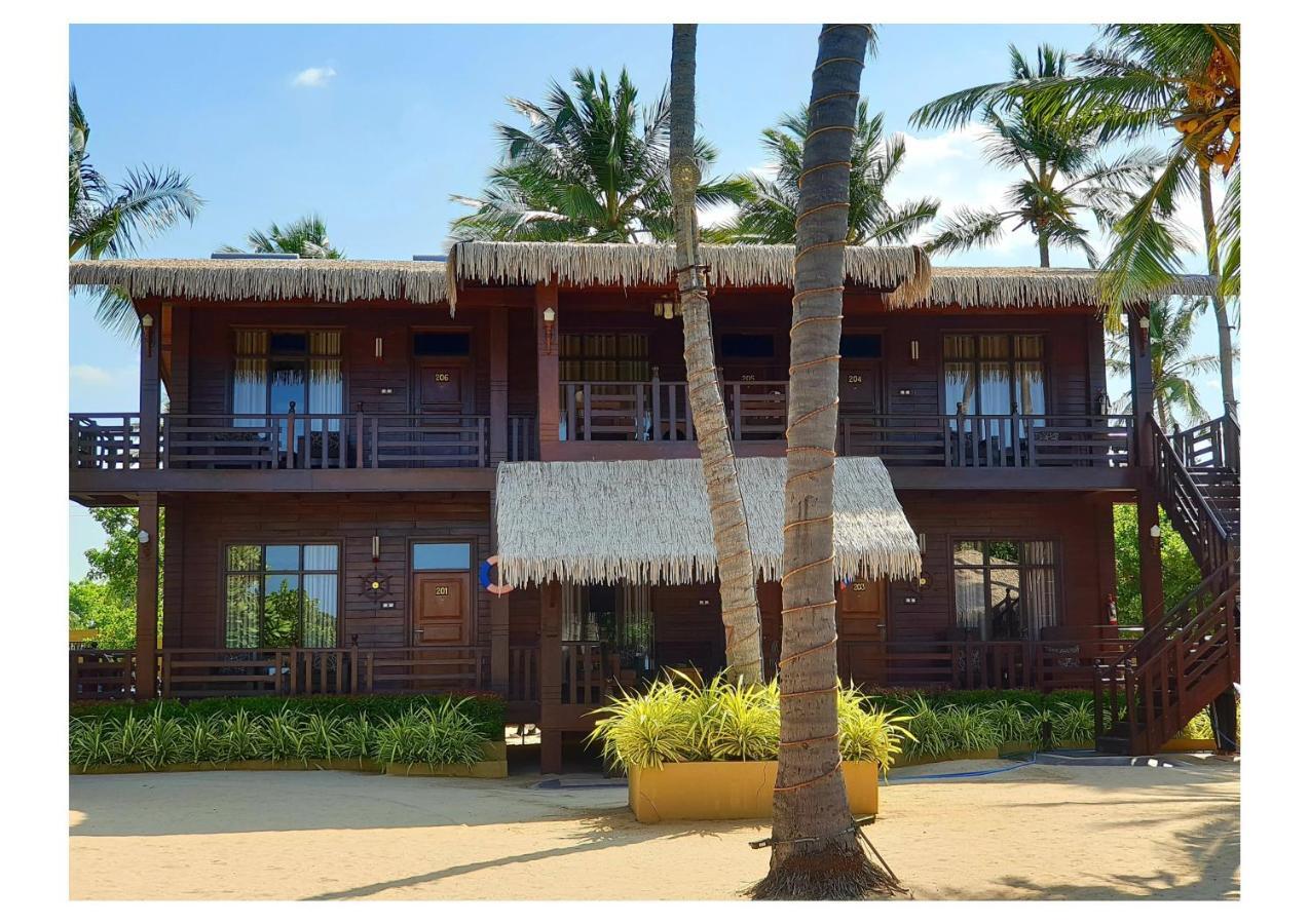 Nilaveli Beach Resort - Level 1 Certified ภายนอก รูปภาพ